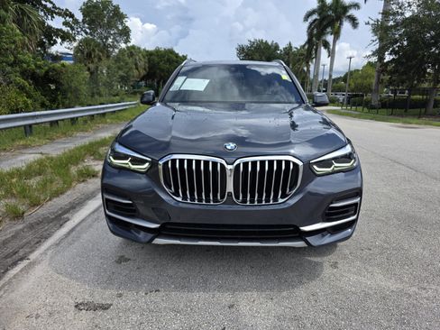 Used 2022 BMW X5 xDrive40i w/ Premium Package AWD/4WD image 8