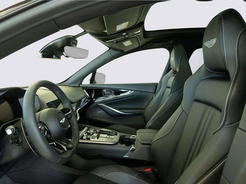 New 2026 Aston Martin DBX 707 image 11