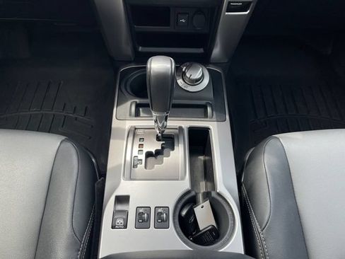Used 2021 Toyota 4Runner SR5 Premium w/ Moonroof Package AWD/4WD image 23