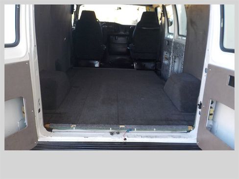 Used 2002 Dodge B1500 image 6