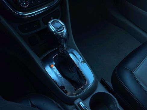 Used 2013 Buick Encore Premium image 15