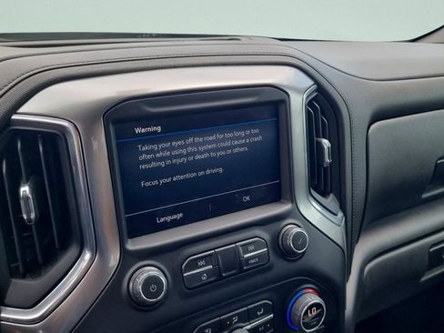 Used 2022 Chevrolet Silverado 1500 RST w/ Safety Package AWD/4WD image 18