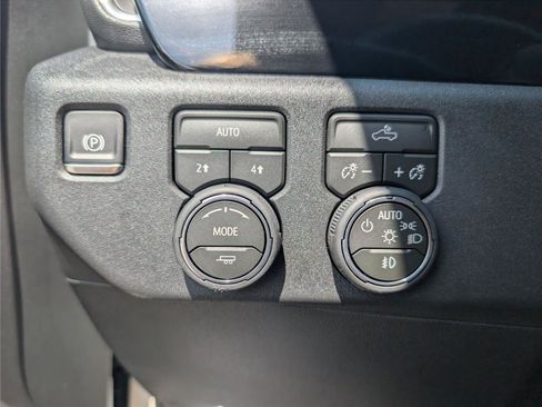 New 2026 Chevrolet Silverado 1500 RST w/ LPO, Dark Essentials Package AWD/4WD image 30