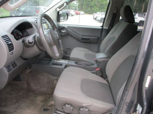 Used 2013 Nissan Xterra S RWD image 12