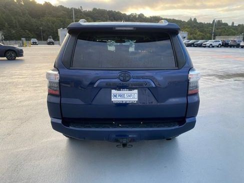 Used 2018 Toyota 4Runner SR5 Premium AWD/4WD image 7