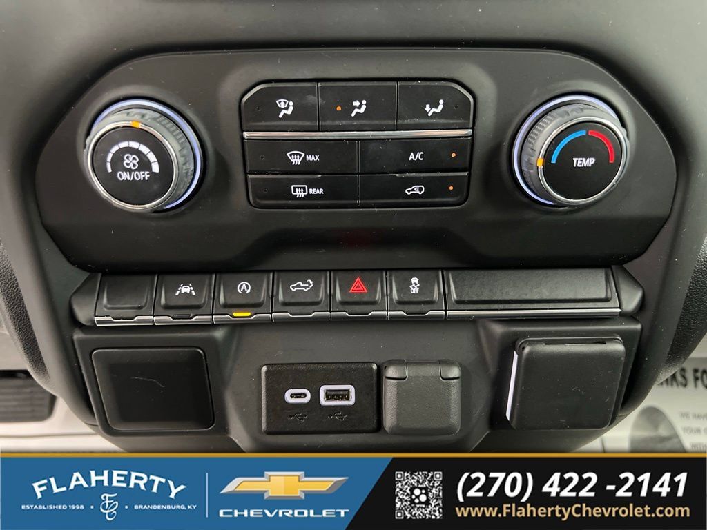 Used 2025 Chevrolet Silverado 1500 Custom AWD/4WD image 29