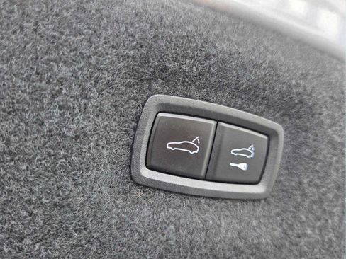 Used 2022 Audi e-tron GT Premium Plus AWD/4WD image 17