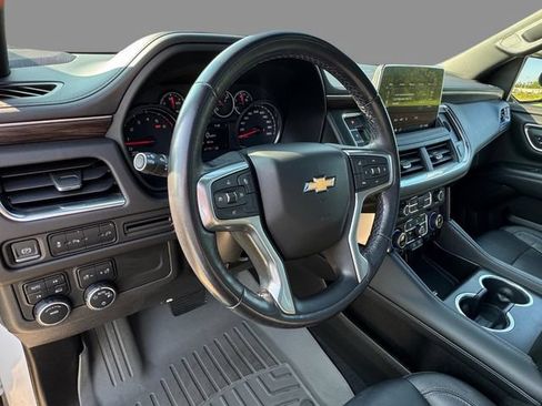 Used 2021 Chevrolet Suburban LT AWD/4WD image 20