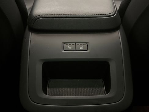 Used 2023 Volvo XC60 B5 Plus w/ Climate Package image 20