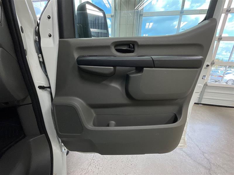 Used 2020 Nissan NV 2500 S RWD image 22