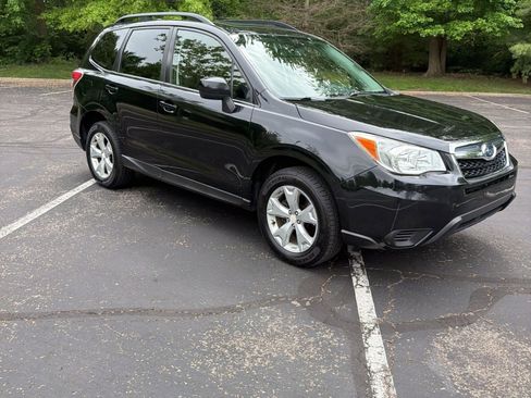 Used 2016 Subaru Forester 2.5i Premium w/ Popular Package #2 AWD/4WD image 9