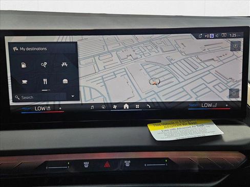 Used 2025 BMW X3 xDrive30i w/ Premium Package image 12