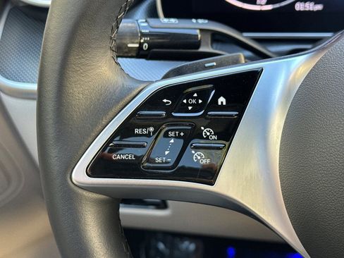 Certified 2025 Mercedes-Benz C 300 4MATIC Sedan image 28