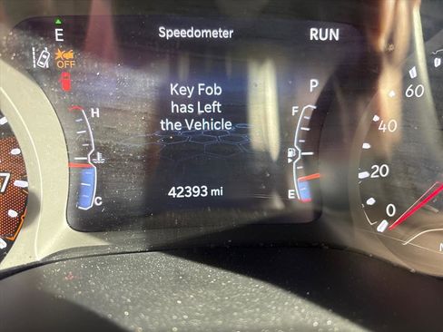 Used 2022 Jeep Compass Trailhawk w/ Trailhawk Convenience Group image 17