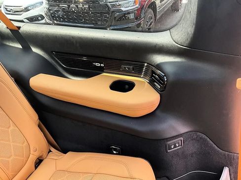 New 2026 Jeep Grand Wagoneer L Summit AWD/4WD image 41