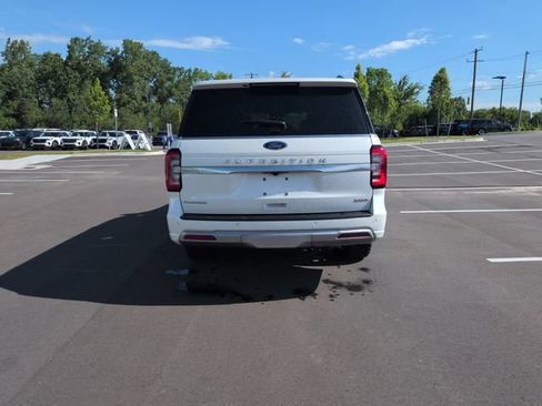Certified 2022 Ford Expedition Max Platinum AWD/4WD image 6