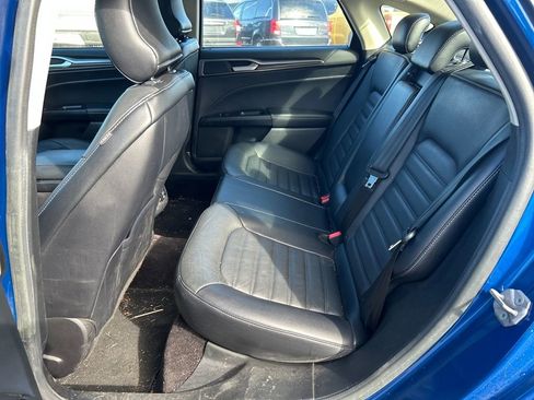 Used 2017 Ford Fusion SE image 8