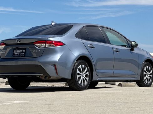 Used 2022 Toyota Corolla LE FWD image 8