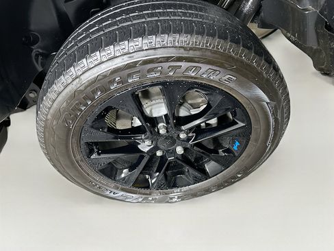 Used 2023 Jeep Wrangler Sahara image 11