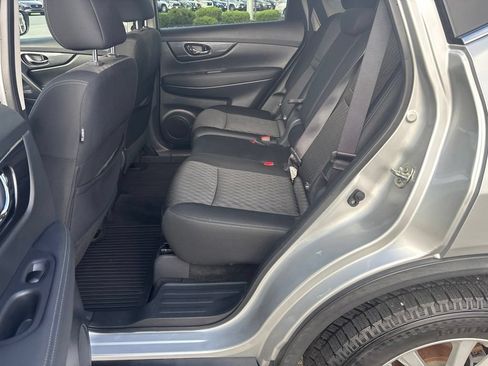Used 2020 Nissan Rogue SV AWD/4WD image 26