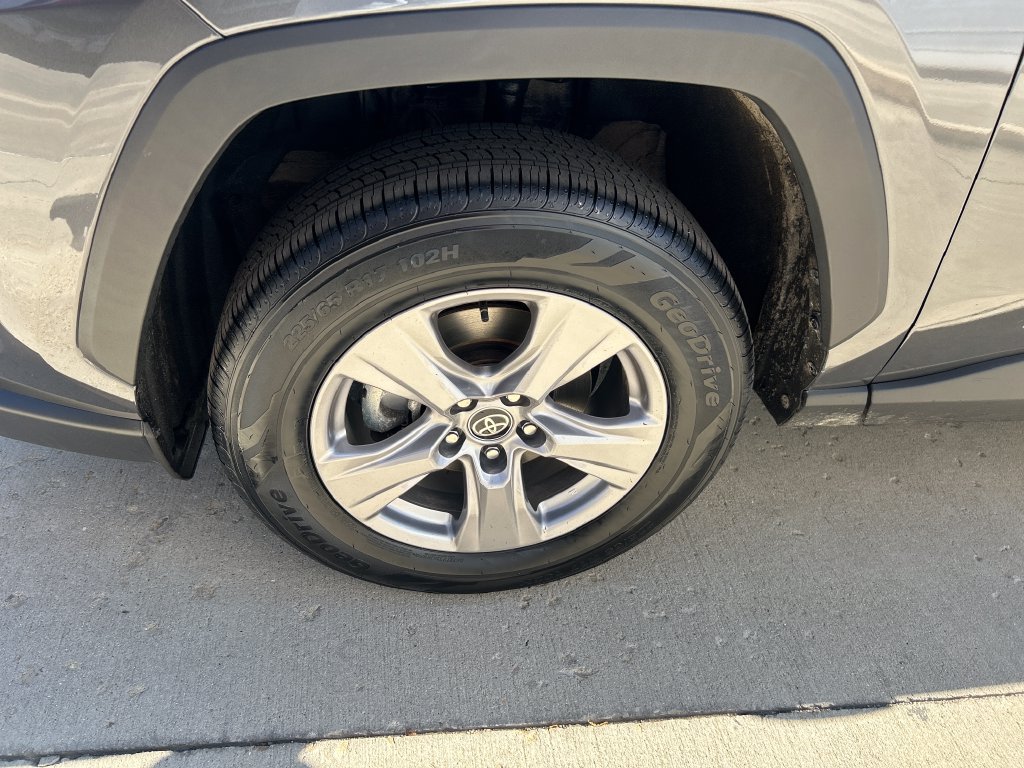 Certified 2025 Toyota RAV4 XLE AWD/4WD image 16