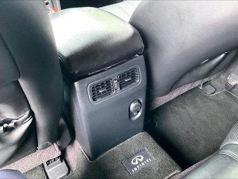 Used 2011 INFINITI FX35 AWD w/ Premium Pkg image 34