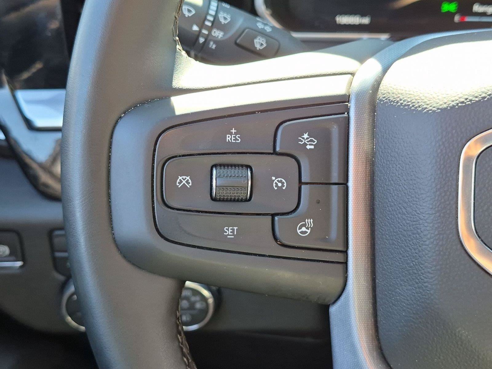 Used 2026 GMC Sierra 1500 SLT AWD/4WD image 28