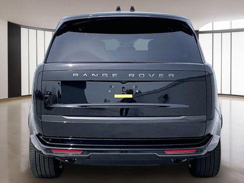 New 2026 Land Rover Range Rover SE image 4