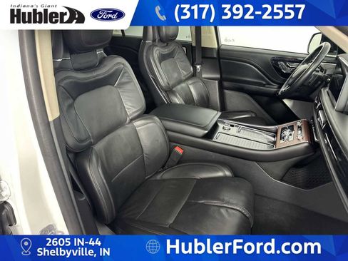 Used 2022 Lincoln Aviator Grand Touring w/ Equipment Group 301A AWD/4WD image 20