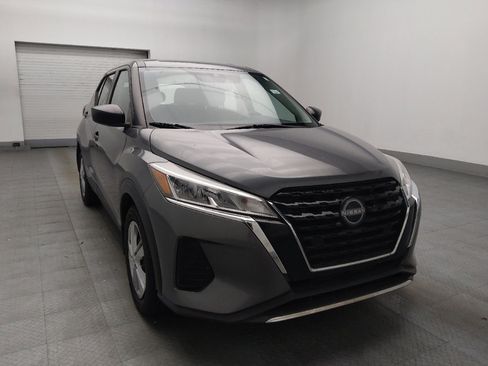 Used 2022 Nissan Kicks S FWD image 13