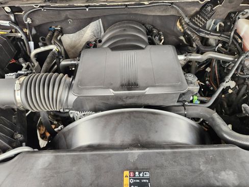 Used 2024 GMC Sierra 2500 AT4X image 31