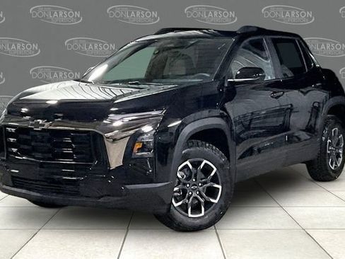 New 2026 Chevrolet Equinox ACTIV w/ Convenience Package III AWD/4WD image 2