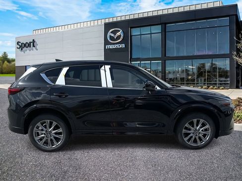 New 2025 MAZDA CX-5 AWD 2.5 S w/ Premium Plus Pkg image 2