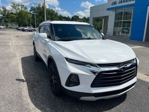 Used 2022 Chevrolet Blazer LT w/ Sound & Technology Package FWD image 8