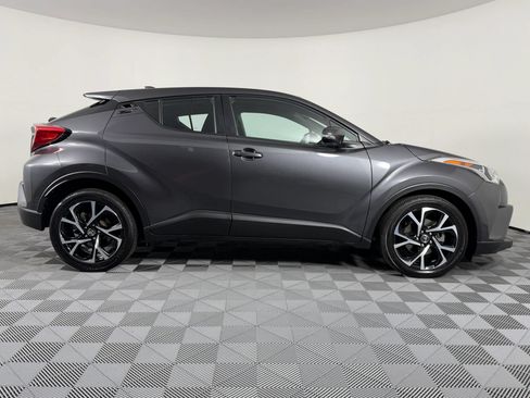 Used 2018 Toyota C-HR XLE FWD image 7