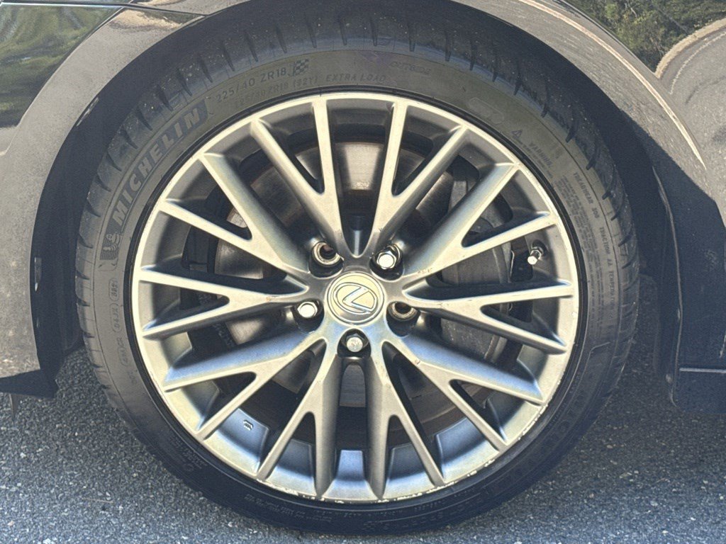 Used 2017 Lexus IS 200t RWD image 12