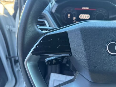 Used 2022 Audi Q4 e-tron Premium Plus image 12