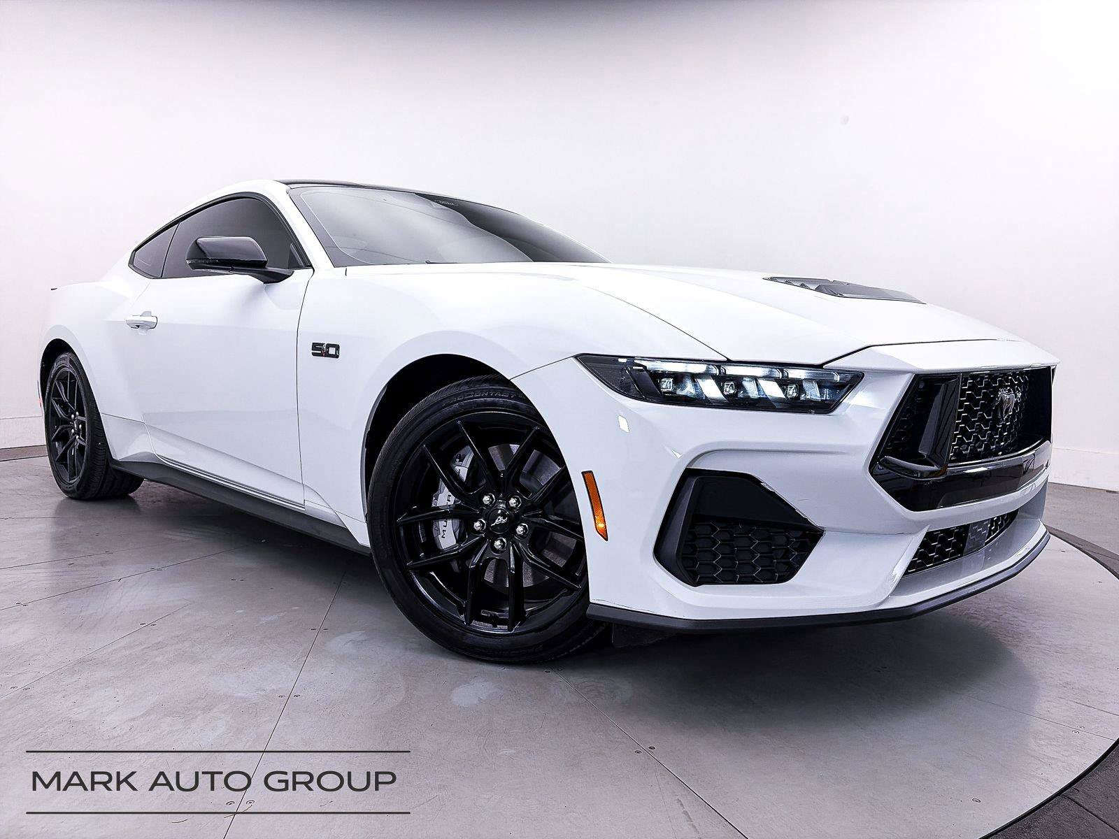 Used 2025 Ford Mustang GT Premium RWD image 1