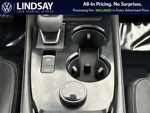 Used 2021 Nissan Rogue SL w/ Premium Package image 17