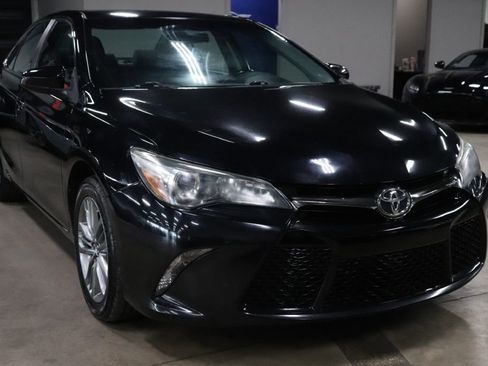 Used 2015 Toyota Camry SE image 7