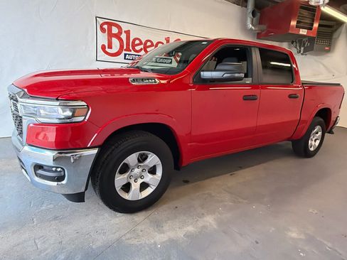 Used 2025 RAM 1500 Big Horn RWD image 2