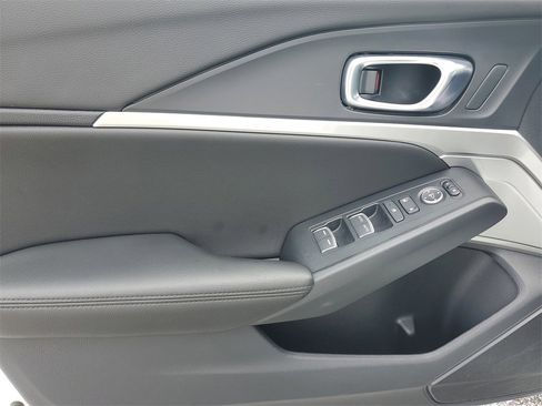 Certified 2025 Acura Integra image 16