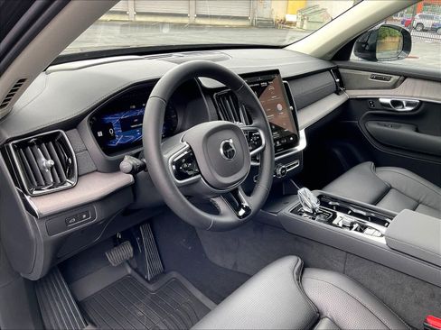 New 2026 Volvo XC90 T8 Ultra w/ Protection Package AWD/4WD image 8