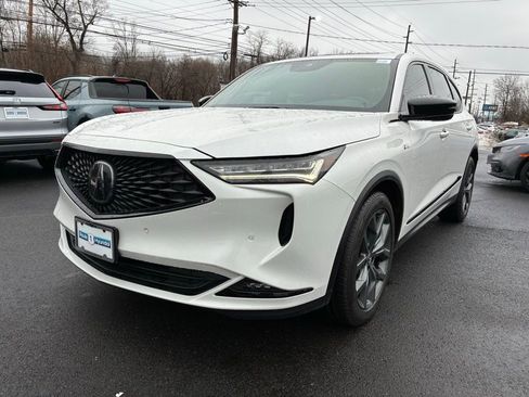 Used 2023 Acura MDX A-Spec image 3