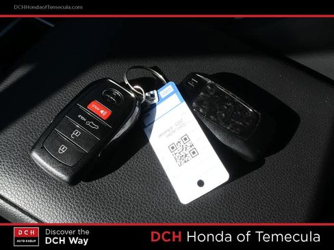 Used 2025 Toyota 4Runner TRD Off-Road Premium AWD/4WD image 8