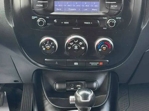 Used 2017 Kia Soul w/ Convenience Package FWD image 20