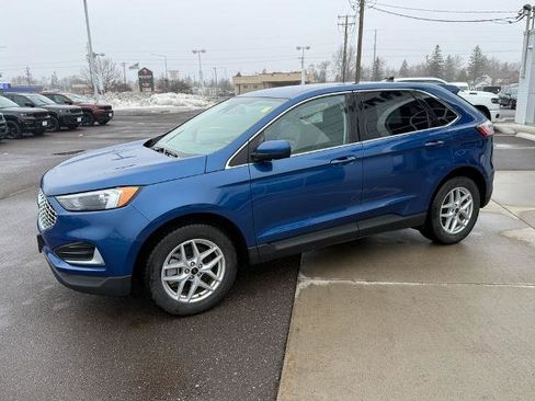 Certified 2024 Ford Edge SEL AWD/4WD image 3