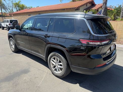 Used 2023 Jeep Grand Cherokee L Laredo RWD image 10