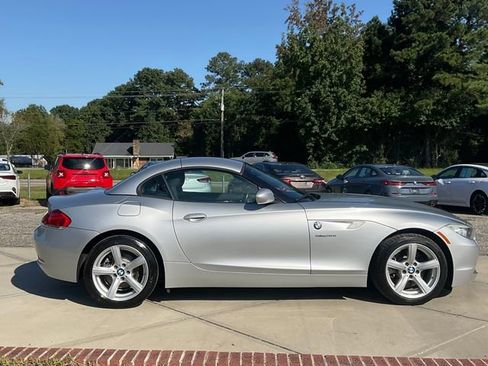 Used 2009 BMW Z4 sDrive30i image 7