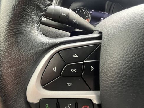 Used 2021 Jeep Renegade Latitude w/ Convenience Group AWD/4WD image 29